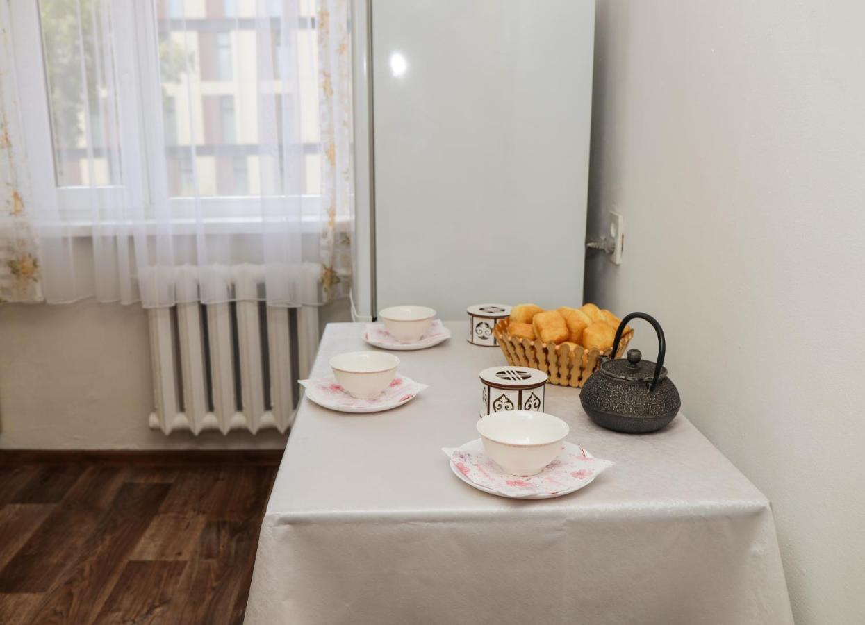 Апартаменти ReliableHouse 2-х комнатная квартира в центре Алмати Екстер'єр фото